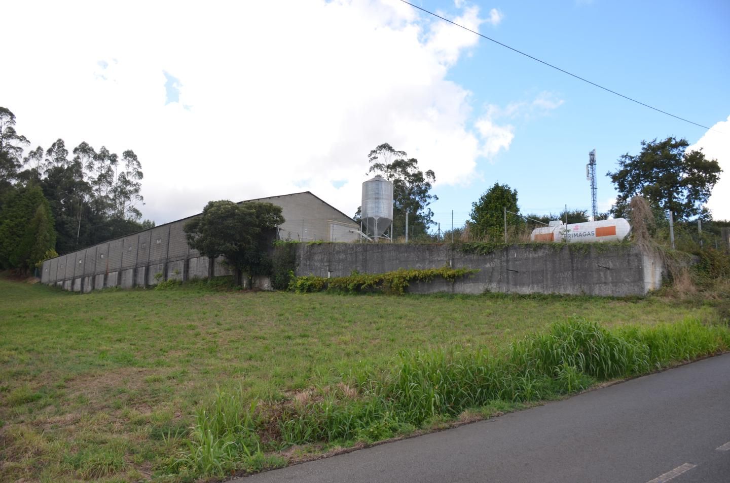 Exterior view of Industrial buildings to rent in Trazo