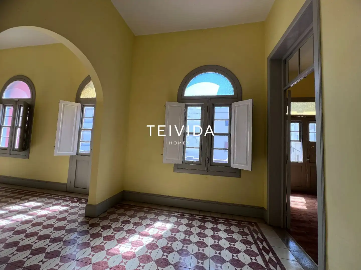 Sala de estar de Edificio en venta en Granadilla de Abona