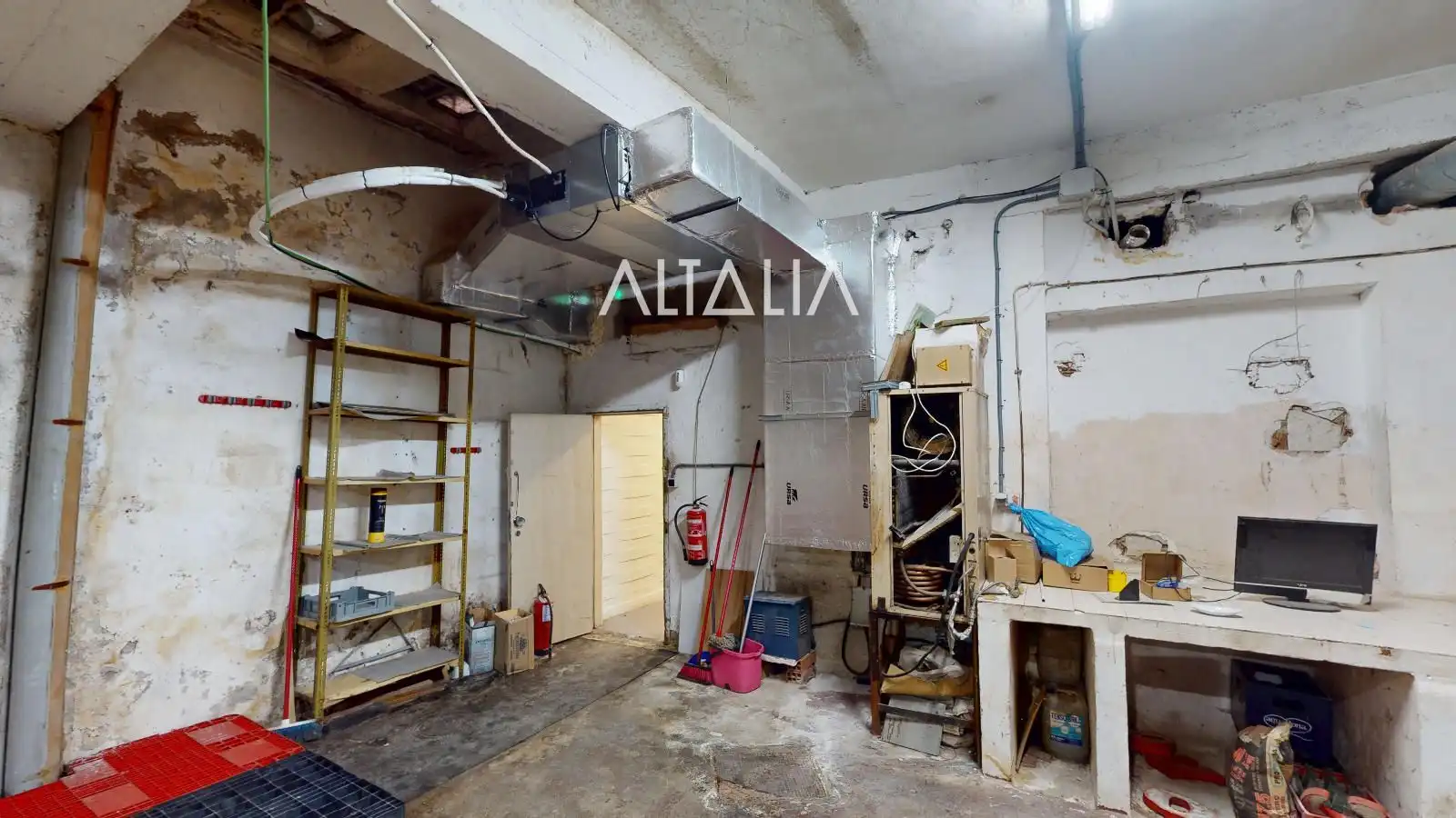 Local en venta en Cuenca con Aire acondicionado