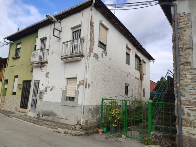 Casa-chalet en Venta en Carracedelo