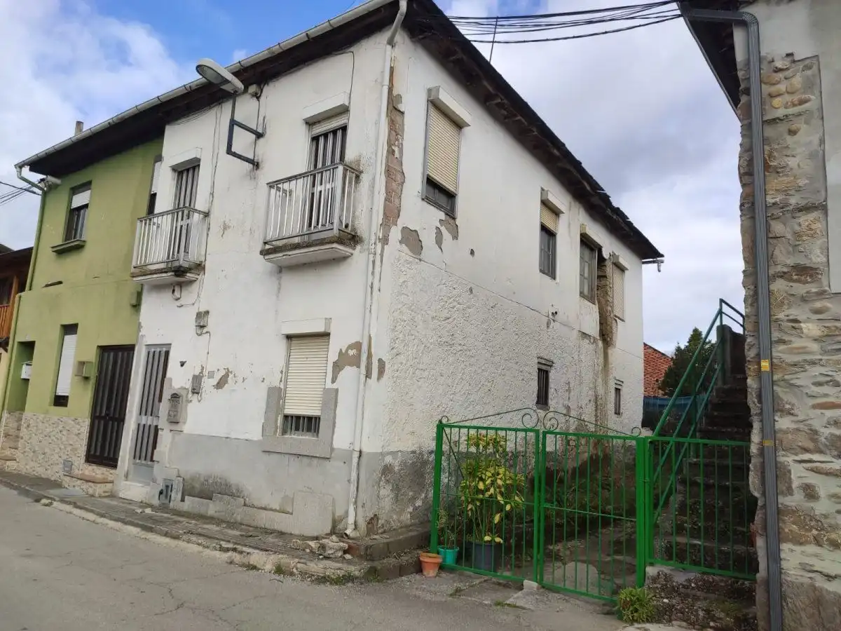 Casa en venda a Carracedelo