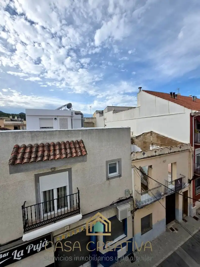 Vista exterior de Casa o xalet en venda en Benirredrà amb Terrassa