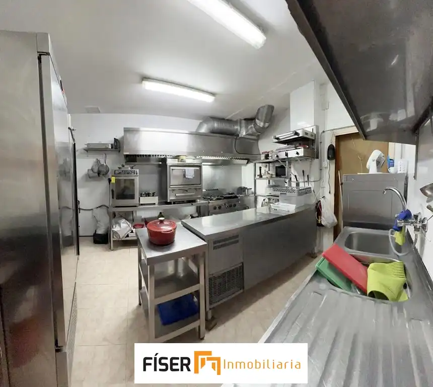 Commercial properties for sale in Calle López Asme, Zafra