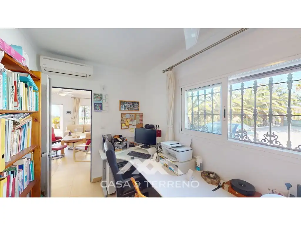 Casa o chalet en venta en Vélez-Málaga con Jardín privado, Terraza y Piscina