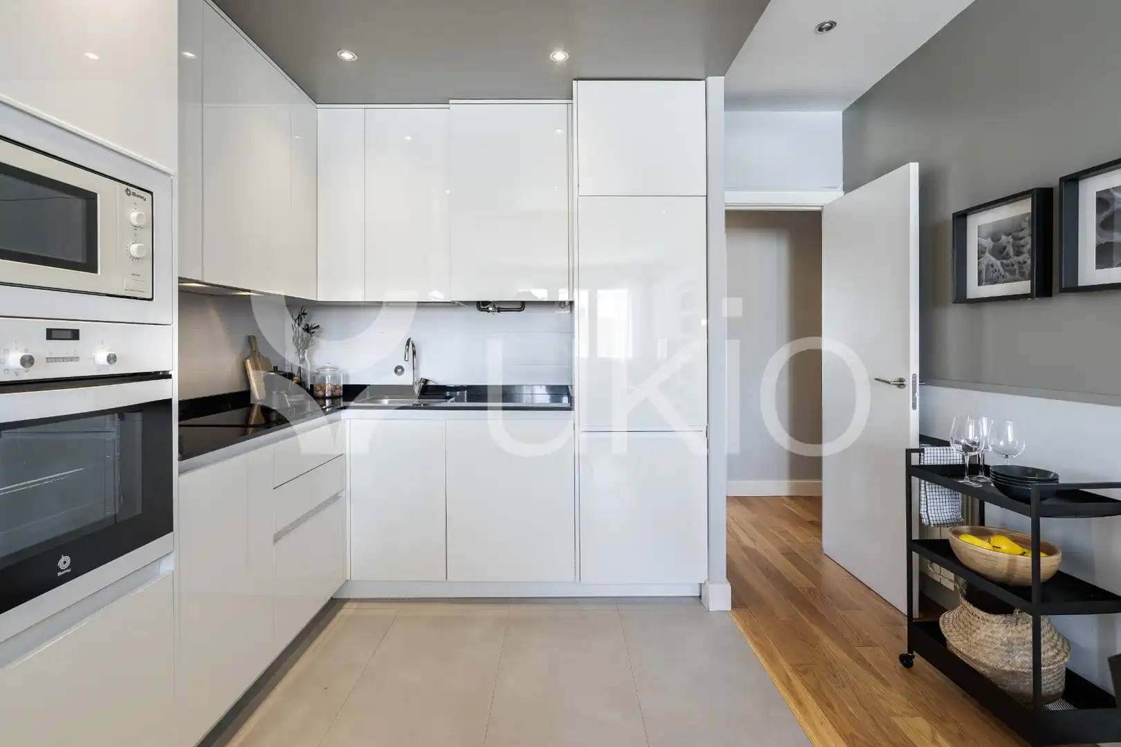 Cocina de Apartamento de alquiler en Madrid con Aire acondicionado, Calefacción y Amueblado