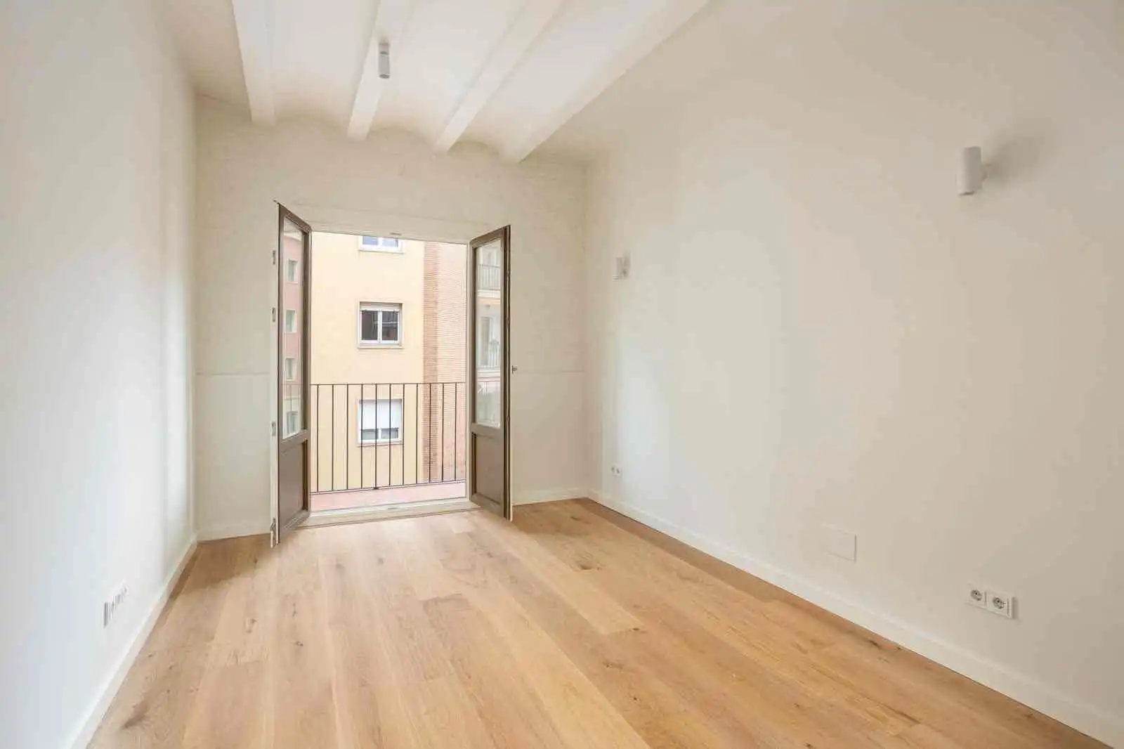 Terraza de Piso en venta en Barcelona con Parquet y Balcón
