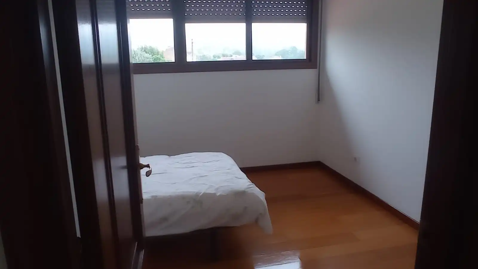Habitación de Casa o chalet en venta en Vigo  con Calefacción, Jardín privado y Parquet