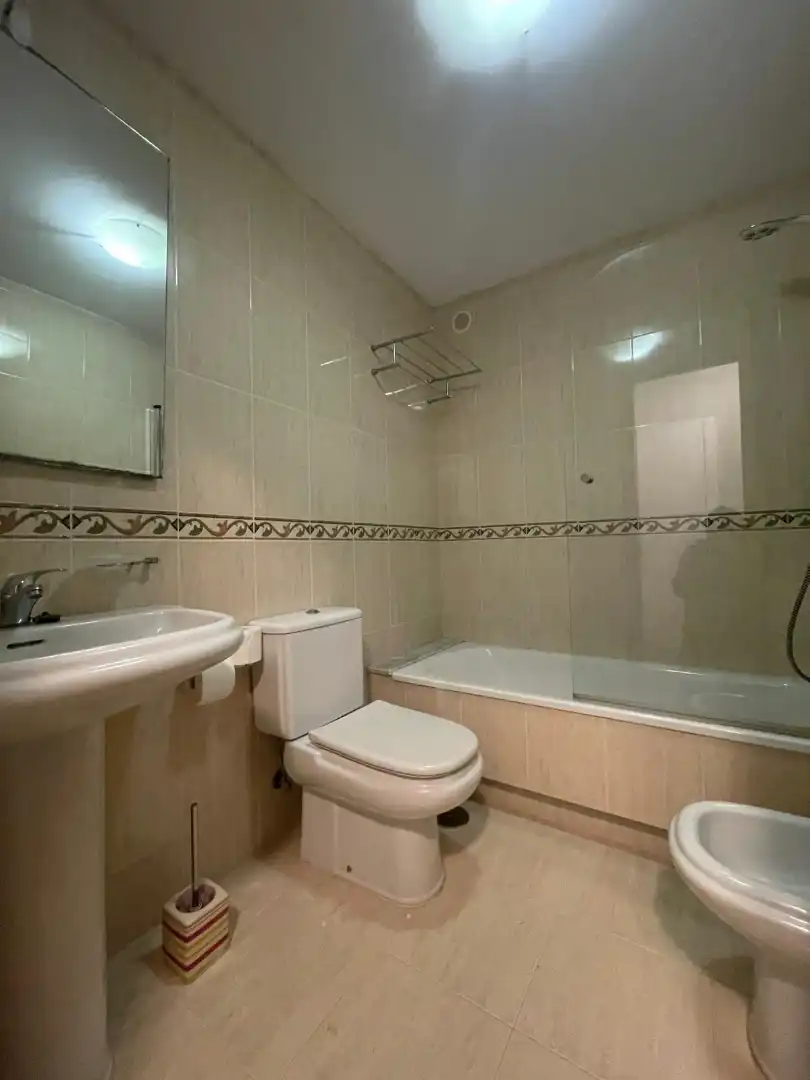 Baño de Dúplex de alquiler en Mugardos con Calefacción y Amueblado