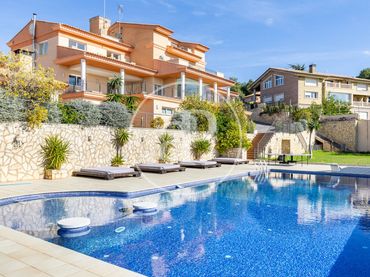 Haus mit Balkon zum Verkauf in Calicanto - Cumbres de Calicanto - Santo Domingo
