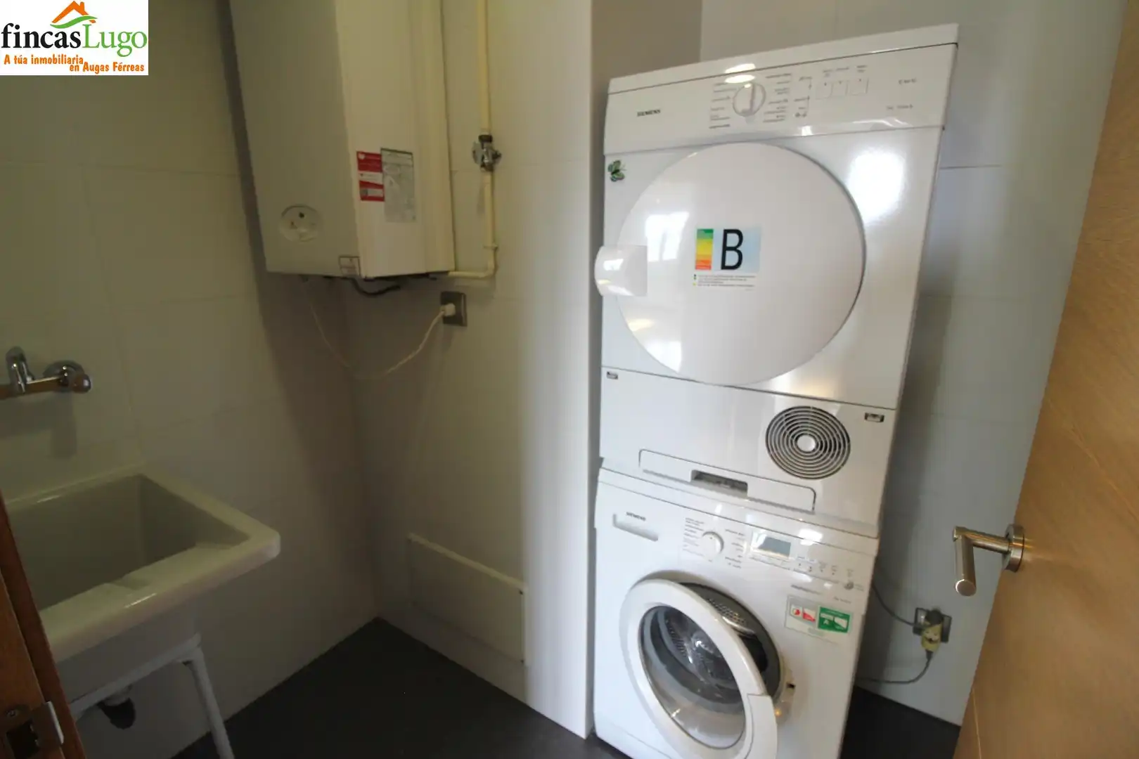 Bathroom of Flat for rent in Lugo  with Heating and Furnished