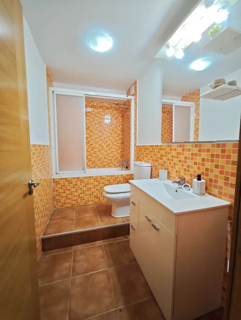 Bathroom of Flat for sale in Durango  with Heating and Furnished