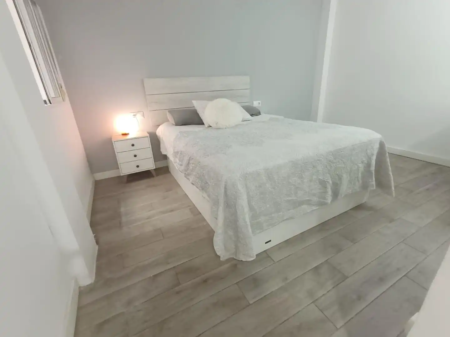 Bedroom of Flat for sale in Córdoba  with Air Conditioner, Storage room and Furnished