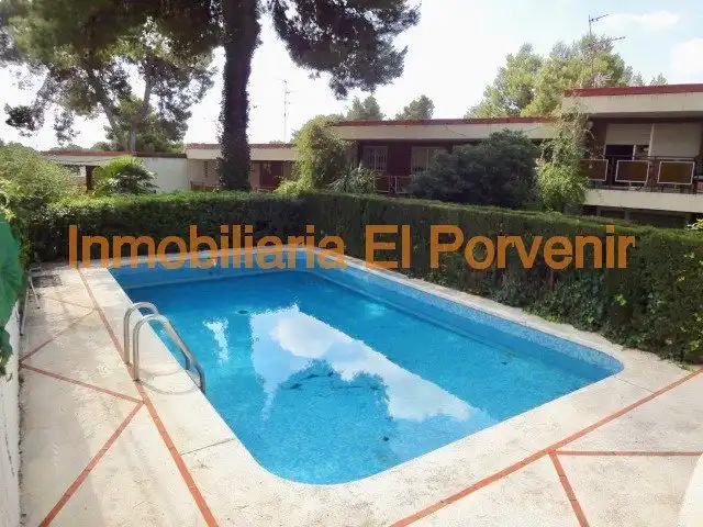 Piscina de Piso en venta en Torrent con Aire acondicionado, Calefacción y Jardín privado