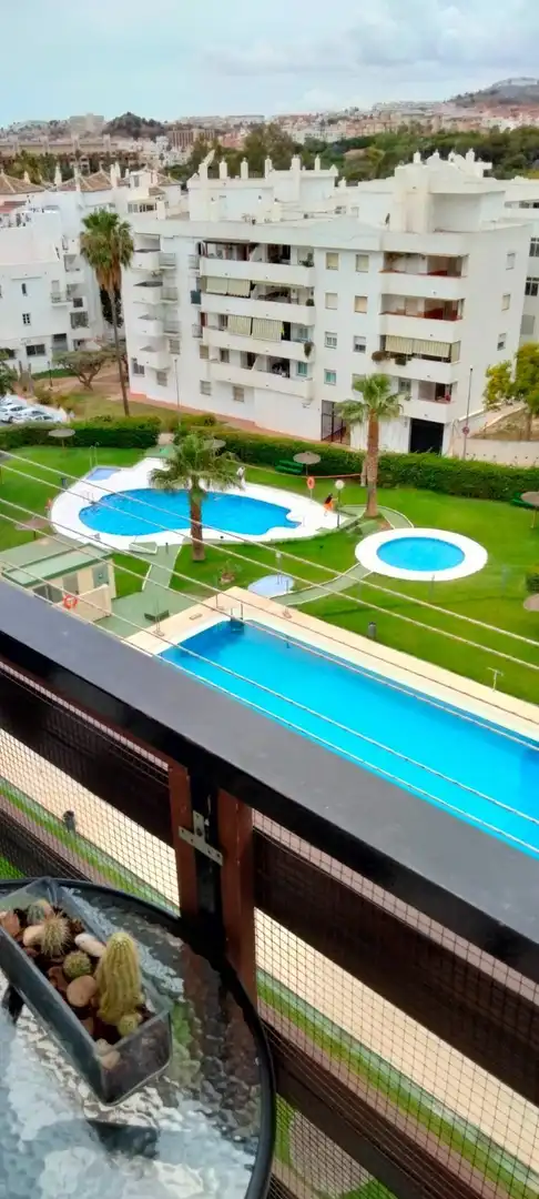 Pis amb piscina en venda a Parque de la Paloma