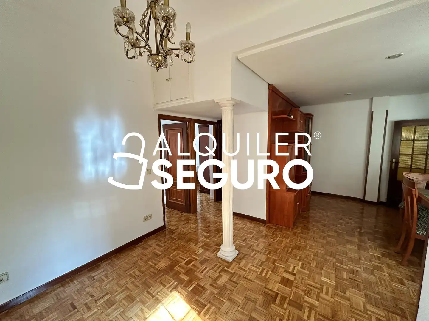Schlafzimmer von Wohnung zur Miete in Arganzuela
