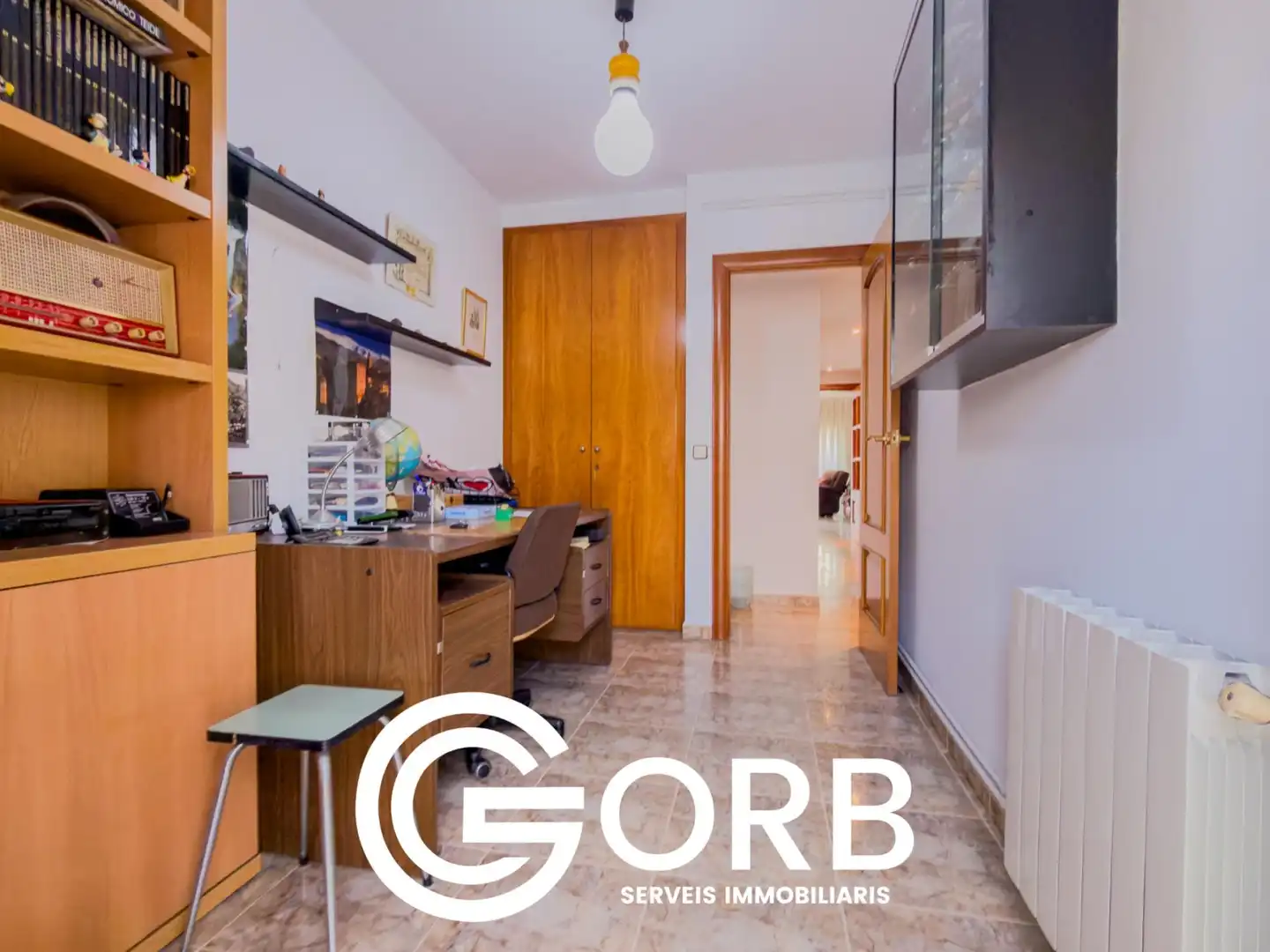 Wohnung zum Verkauf in Mataró mit Klimaanlage, Heizung und Terrasse