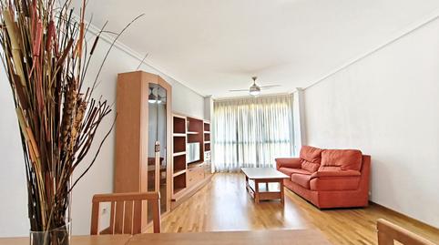 Foto 3 de Pis en venda a San Millán - Ayuntamiento, La Rioja