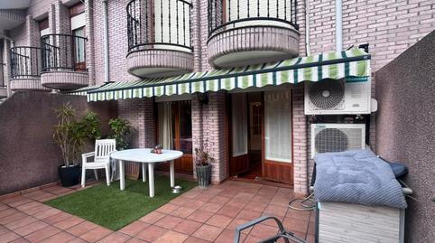 Foto 2 de Casa adosada en venda a Valle de Trápaga-Trapagaran, Bizkaia