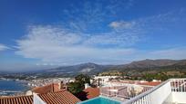 Vista exterior de Casa o xalet en venda en Roses amb Calefacció, Jardí privat i Terrassa