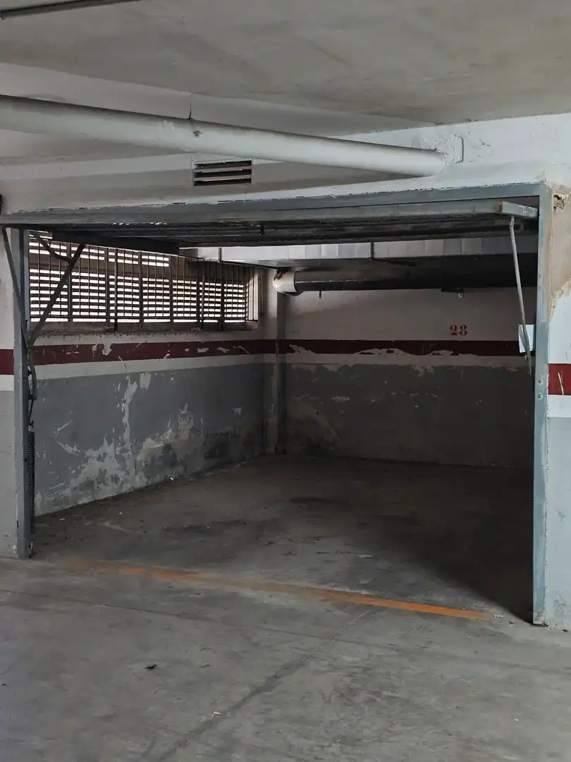 Garage for sale in Salou