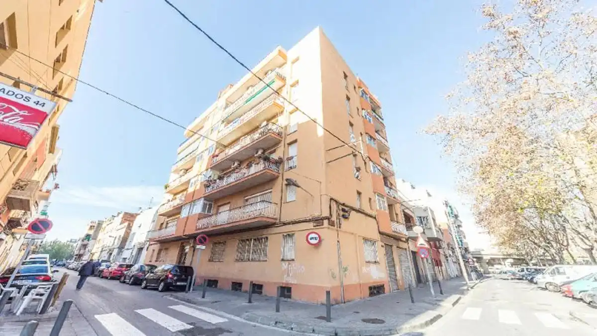 Vista exterior de Pis en venda en Badalona
