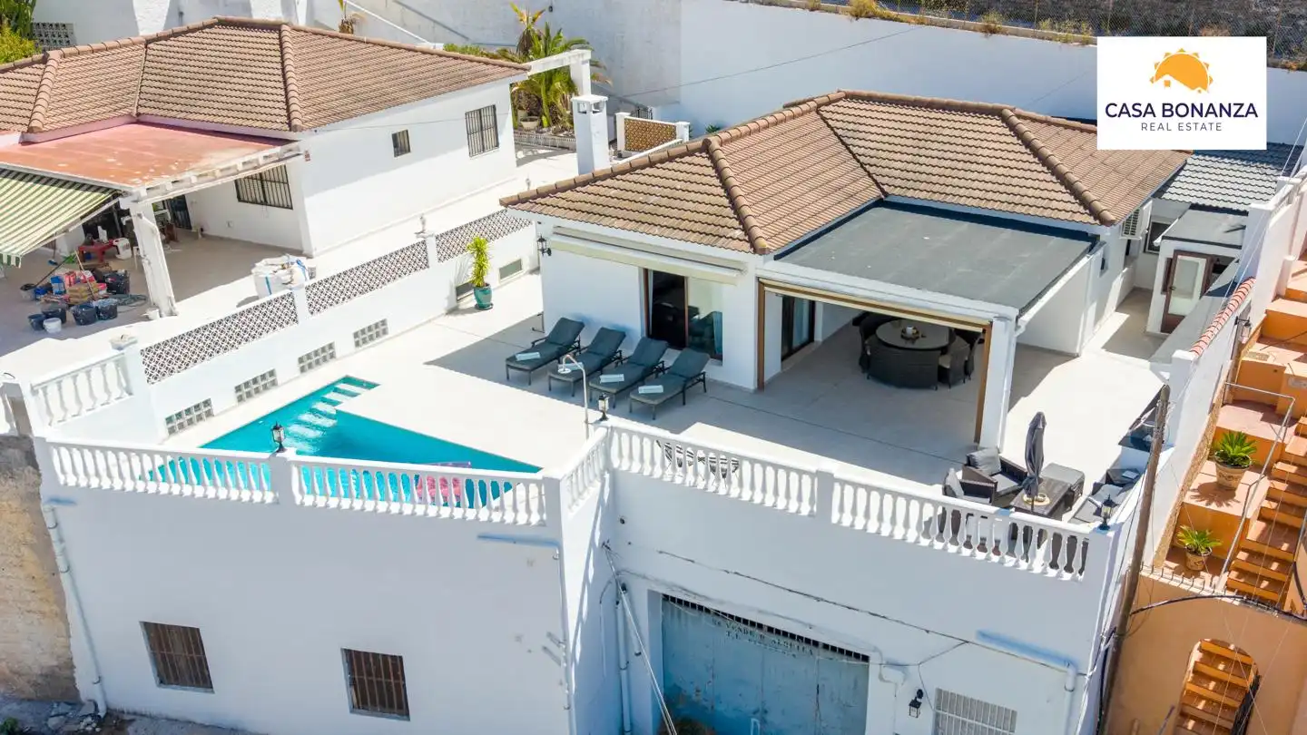 House with pool for sale in Calle Almendros Bajo, imagen 28
