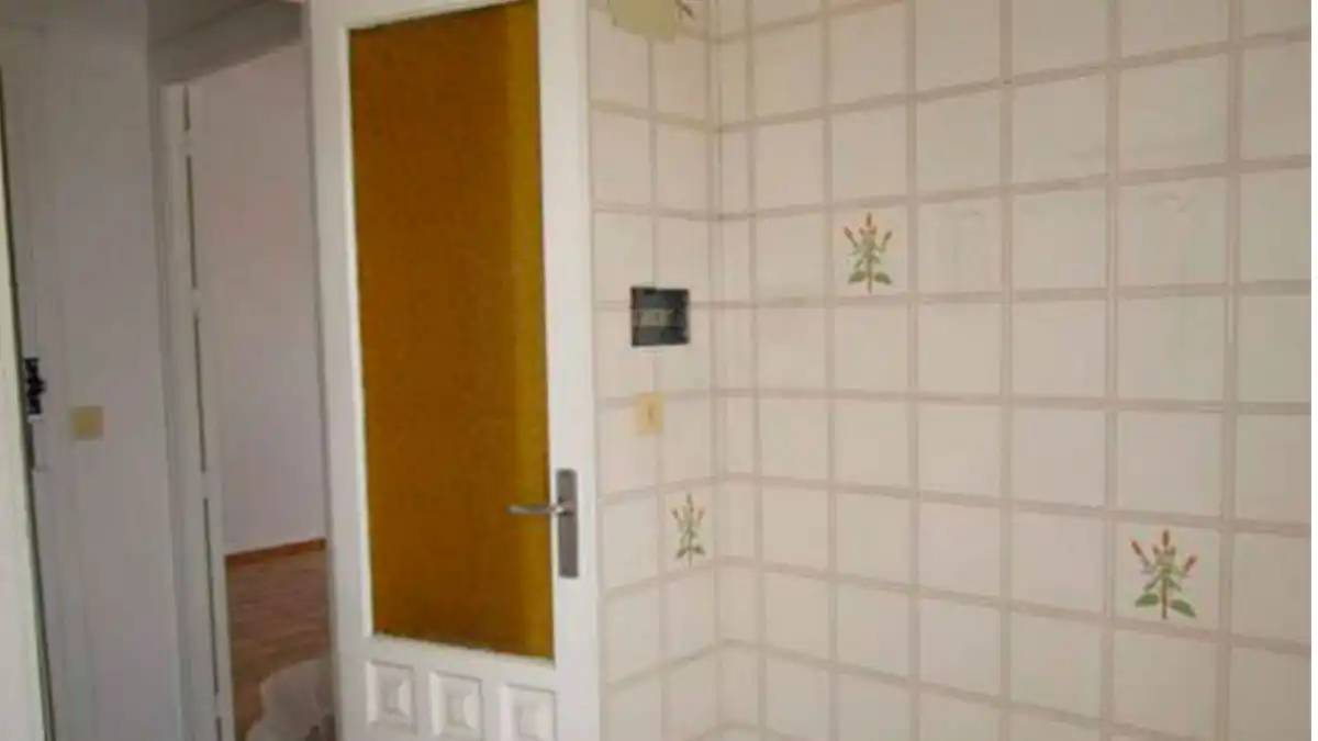 Piso en venta en MONTURQUE, 77, Moriles