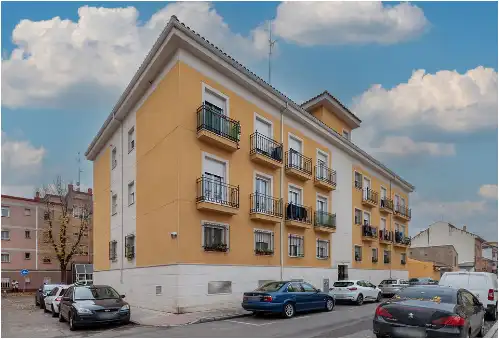 Außenansicht von Wohnung zum Verkauf in Aranjuez mit Klimaanlage und Abstellraum