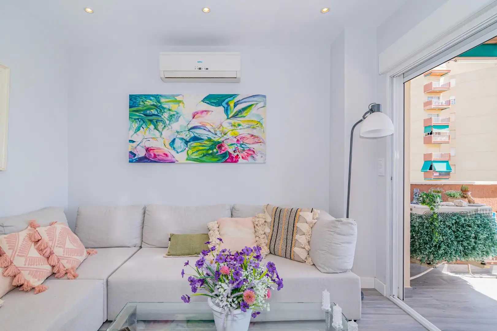 Apartamento con piscina en venta en Paseo REINA SOFIA 3, imagen 8