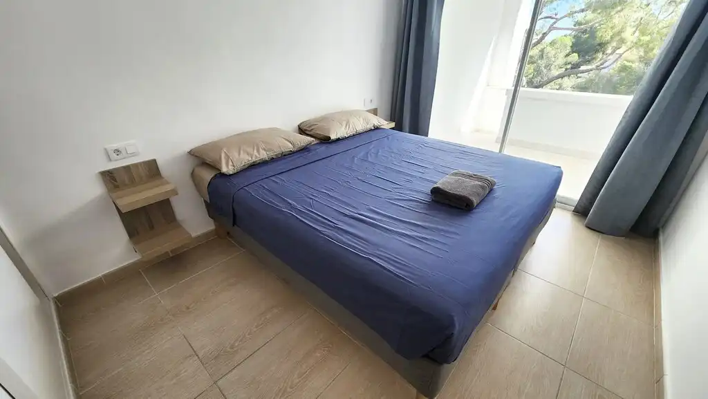 Dormitori de Casa adosada en venda en Calvià amb Aire condicionat i Piscina