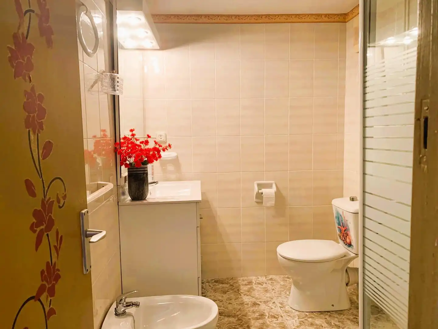 Bathroom of Flat for sale in Prat de Vilanova