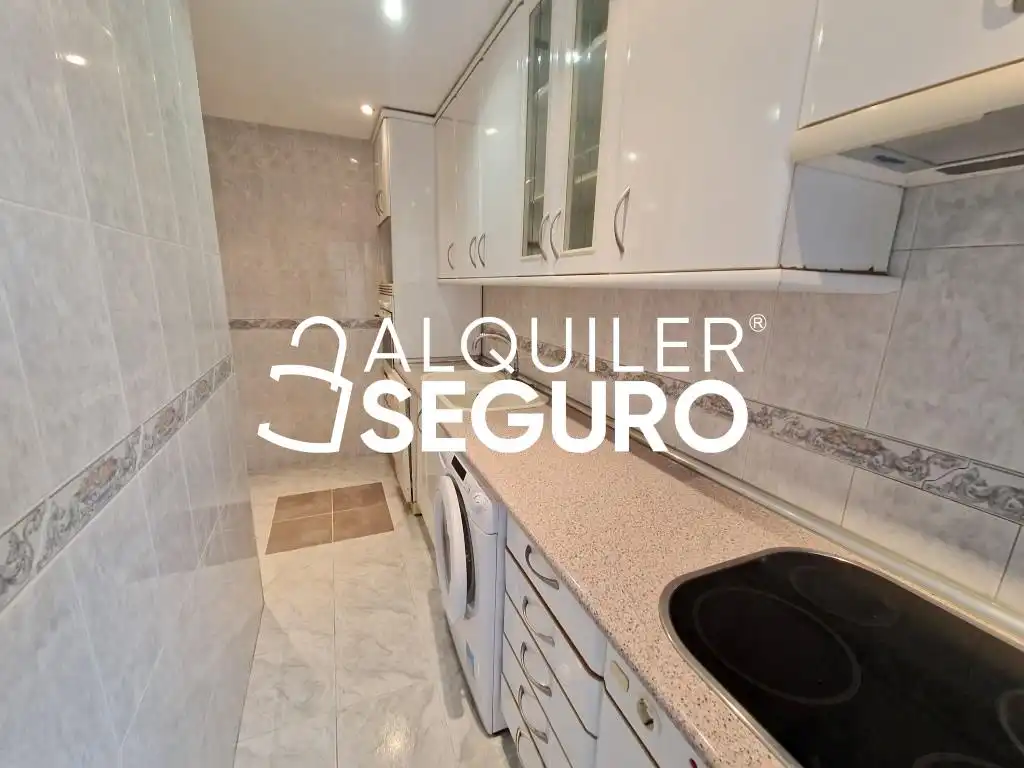 Cocina de Piso de alquiler en Navalcarnero con Aire acondicionado, Calefacción y Terraza