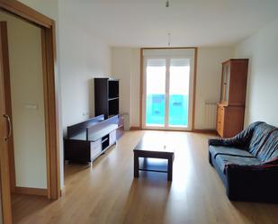 Sala d'estar de Apartament en venda en Ponferrada amb Calefacció, Terrassa i Traster