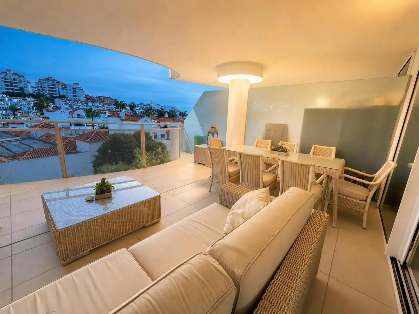 Terraza de Apartamento en venta en Torrequebrada