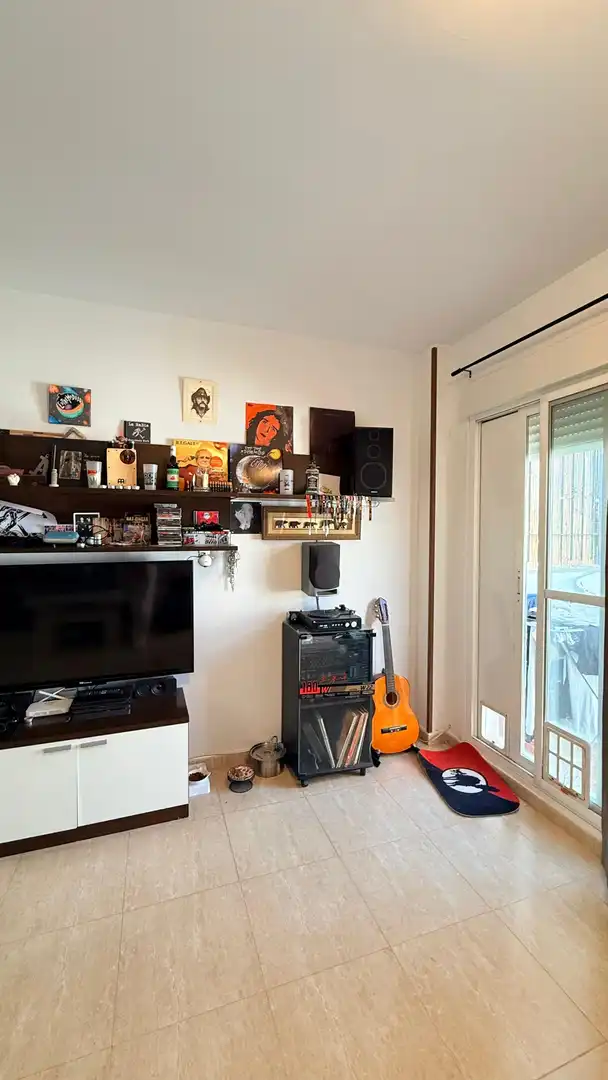 Wohnzimmer von Dachboden zum Verkauf in Fines