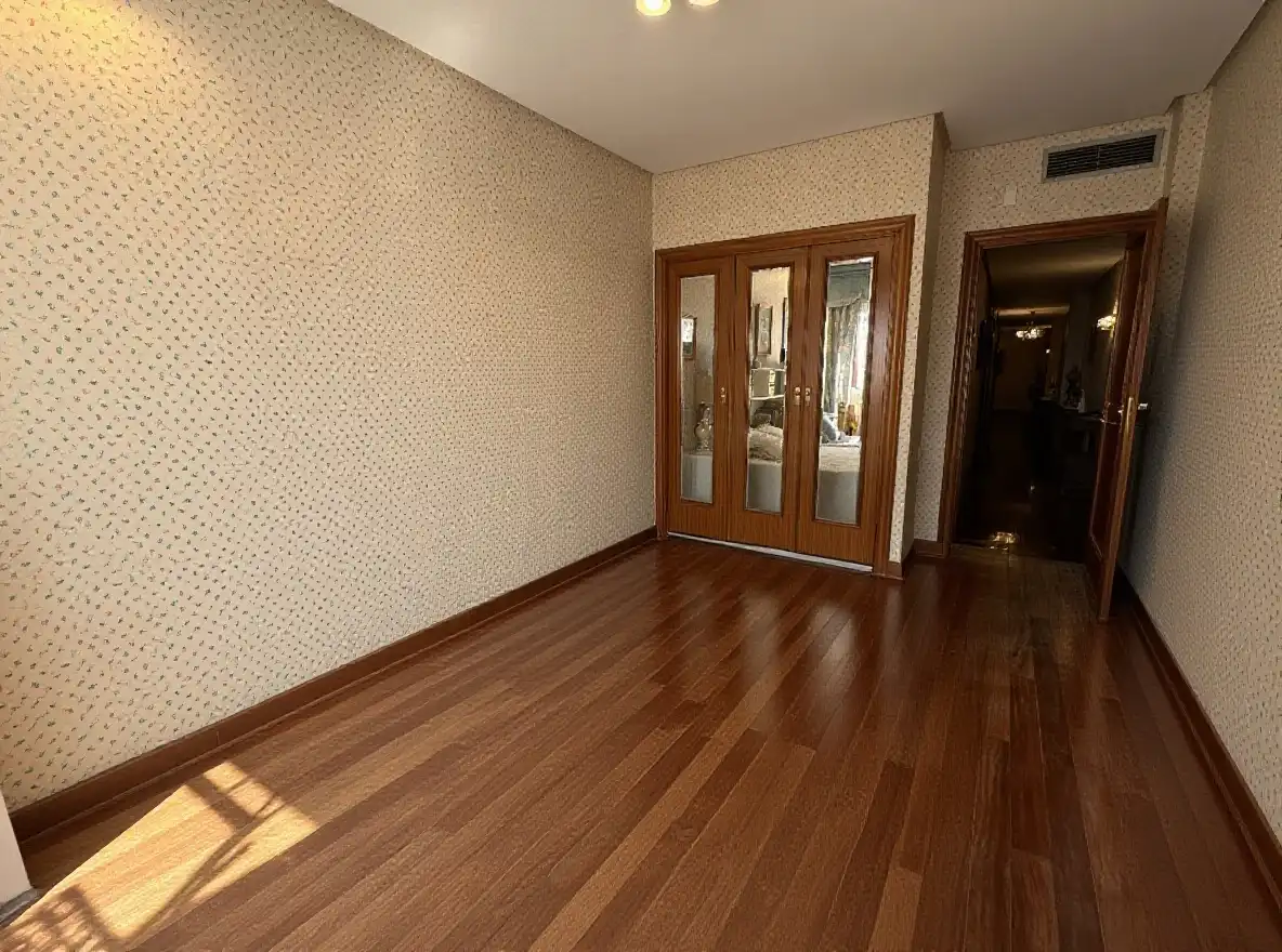 Piso en venta en  Logroño con Calefacción, Parquet y Terraza