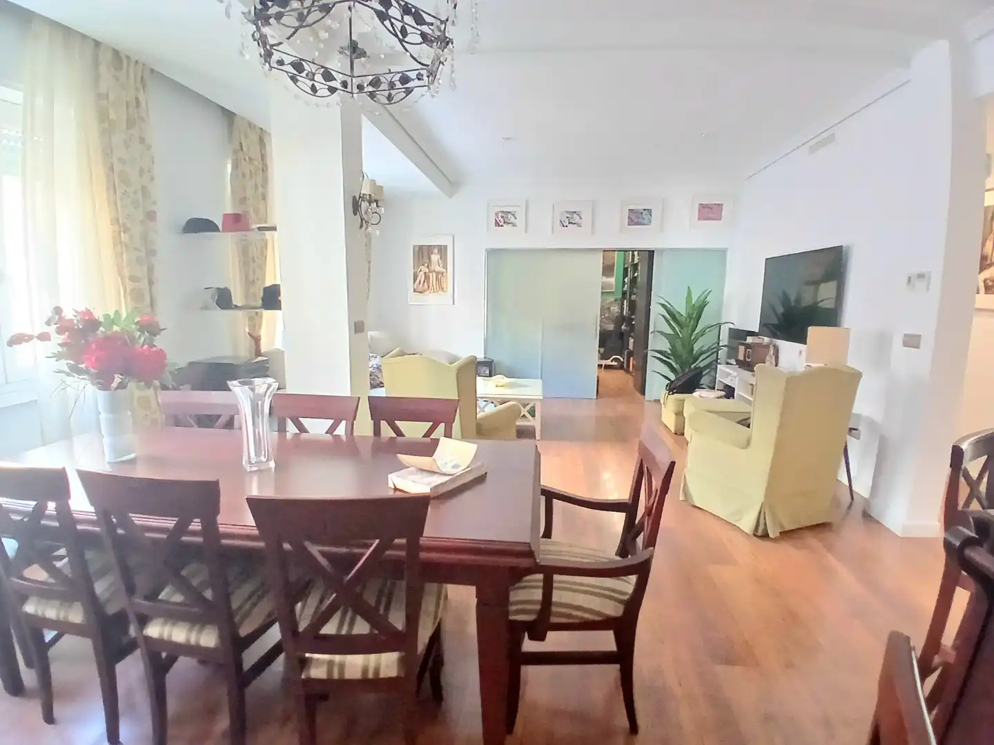 Comedor de Piso en venta en Almería con Aire acondicionado, Trastero y Amueblado