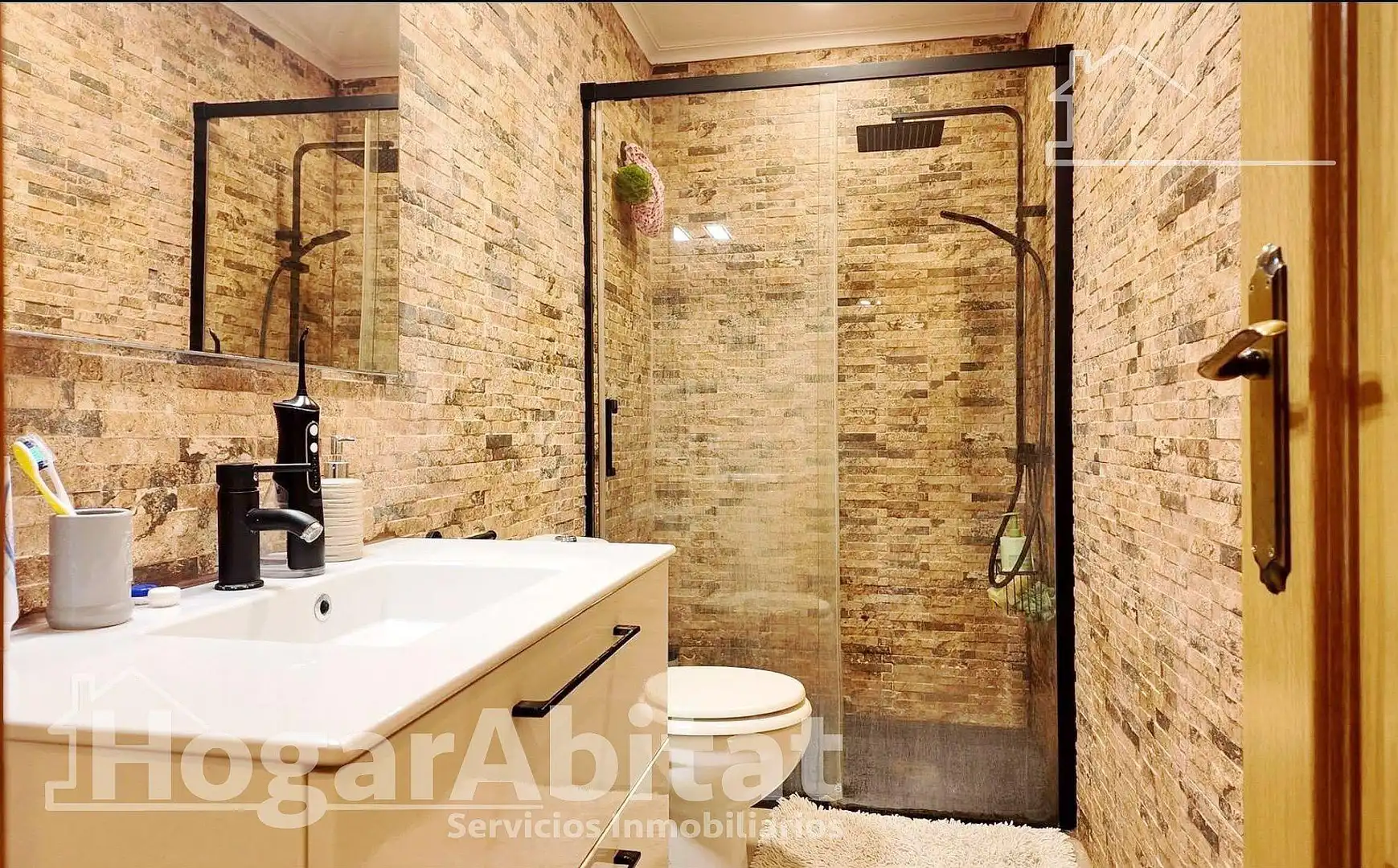 Badezimmer von Wohnung zum Verkauf in Santa Pola mit Klimaanlage, Heizung und Möbliert