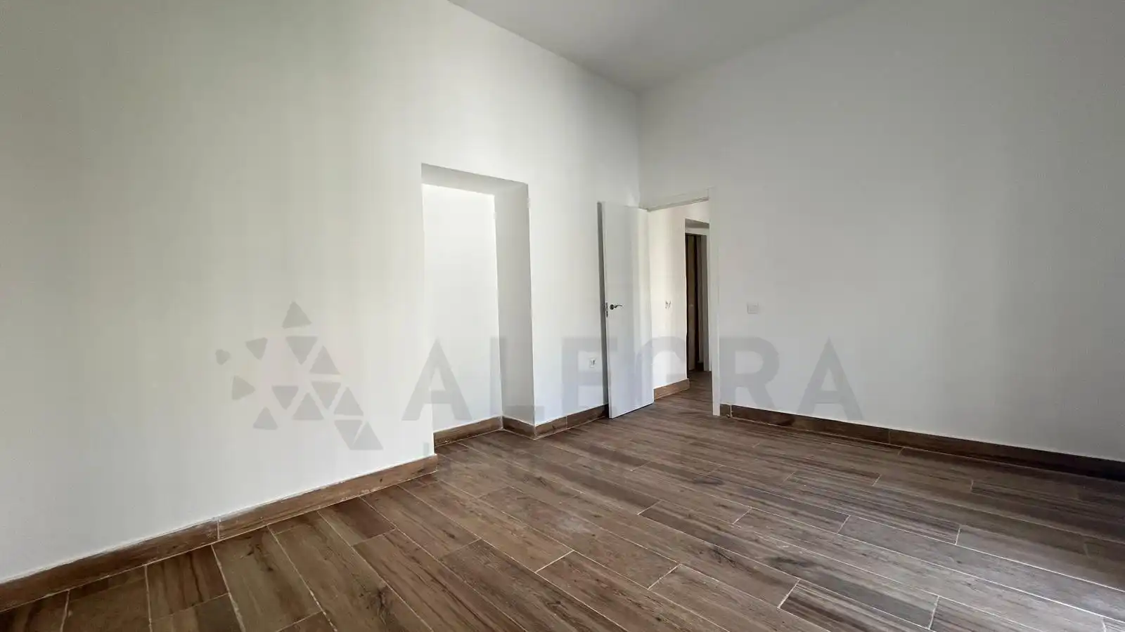 Piso en venta en Jerez de la Frontera con Balcón