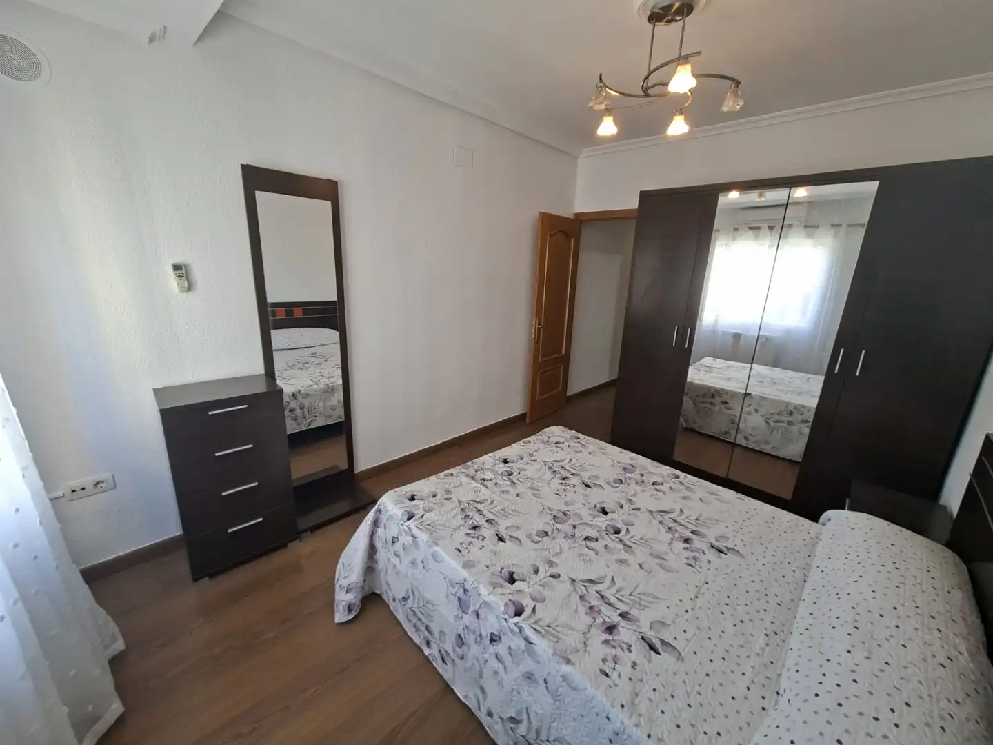 Piso con terraza en venta en Avenida de la Vera 24, imagen 12