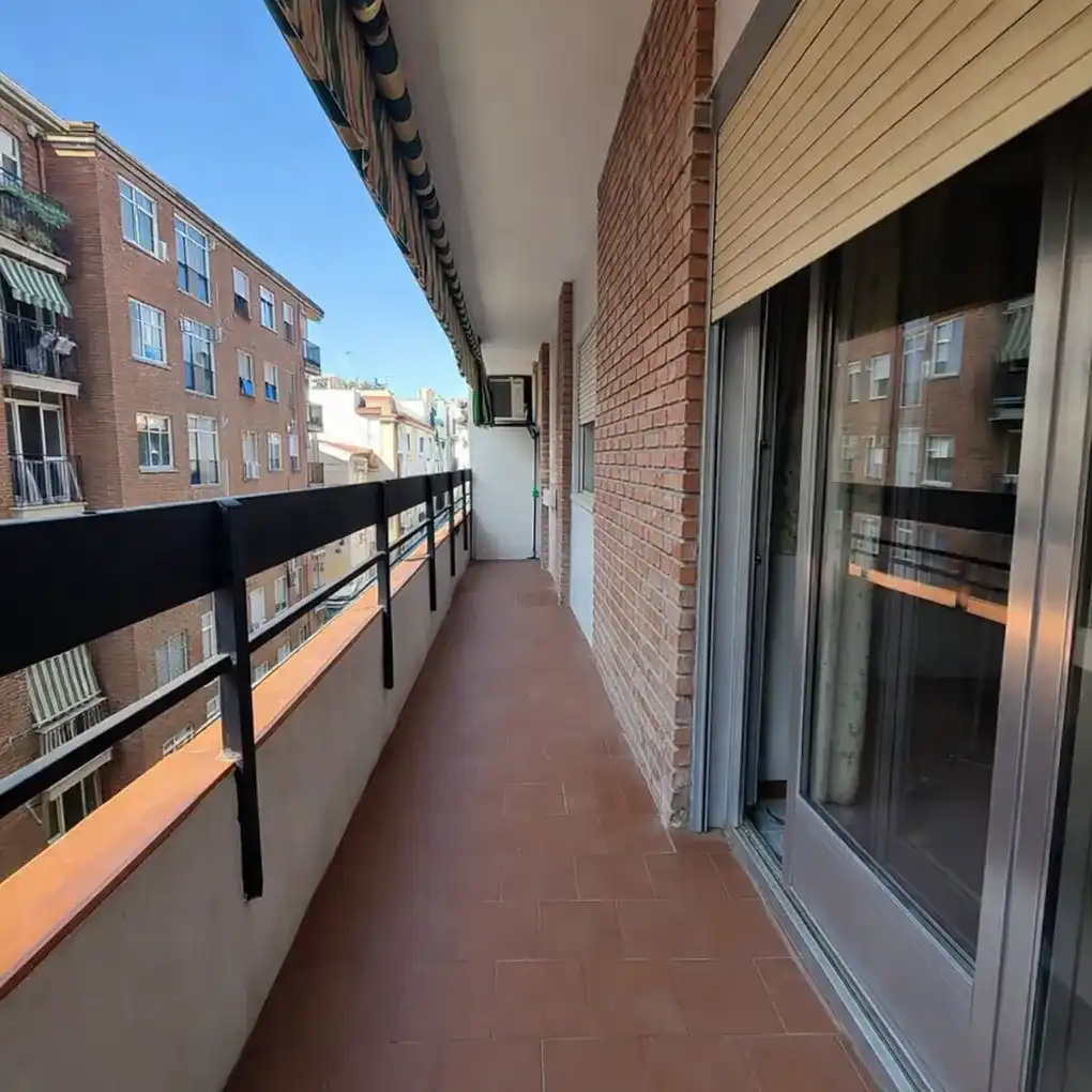 Piso en venta en Calle Ángel del Alcázar
