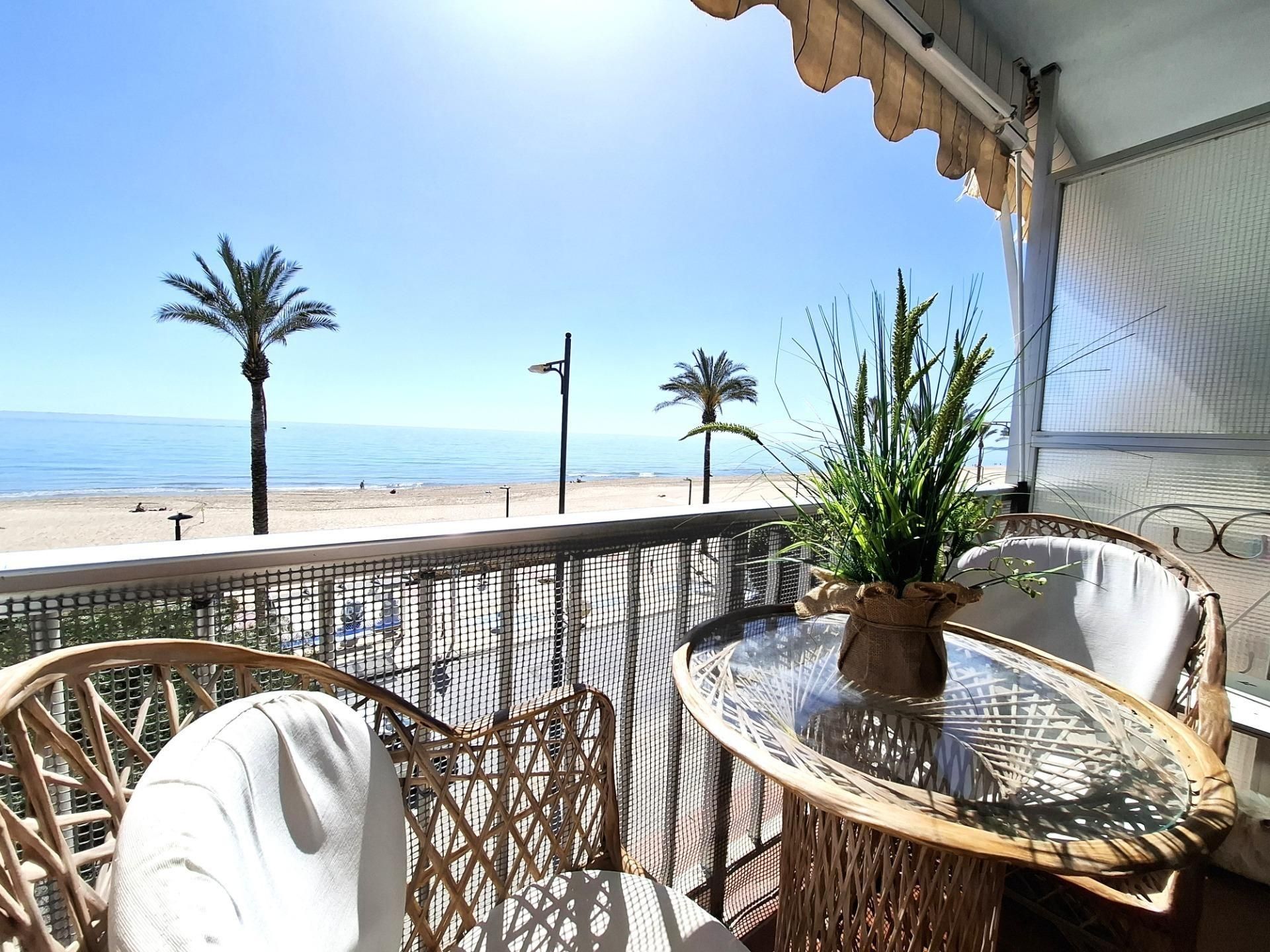 Terrace of Flat for sale in El Campello  with Air Conditioner, Storage room and Balcony