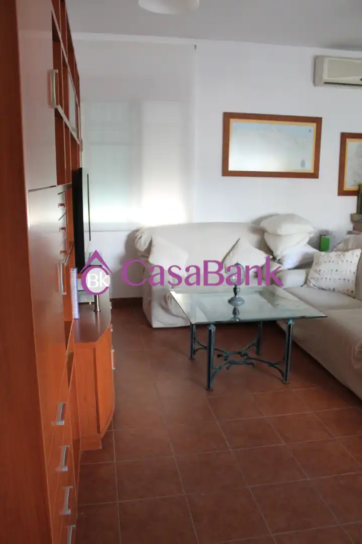 Sala d'estar de Casa o xalet en venda en Córdoba amb Aire condicionat, Jardí privat i Piscina