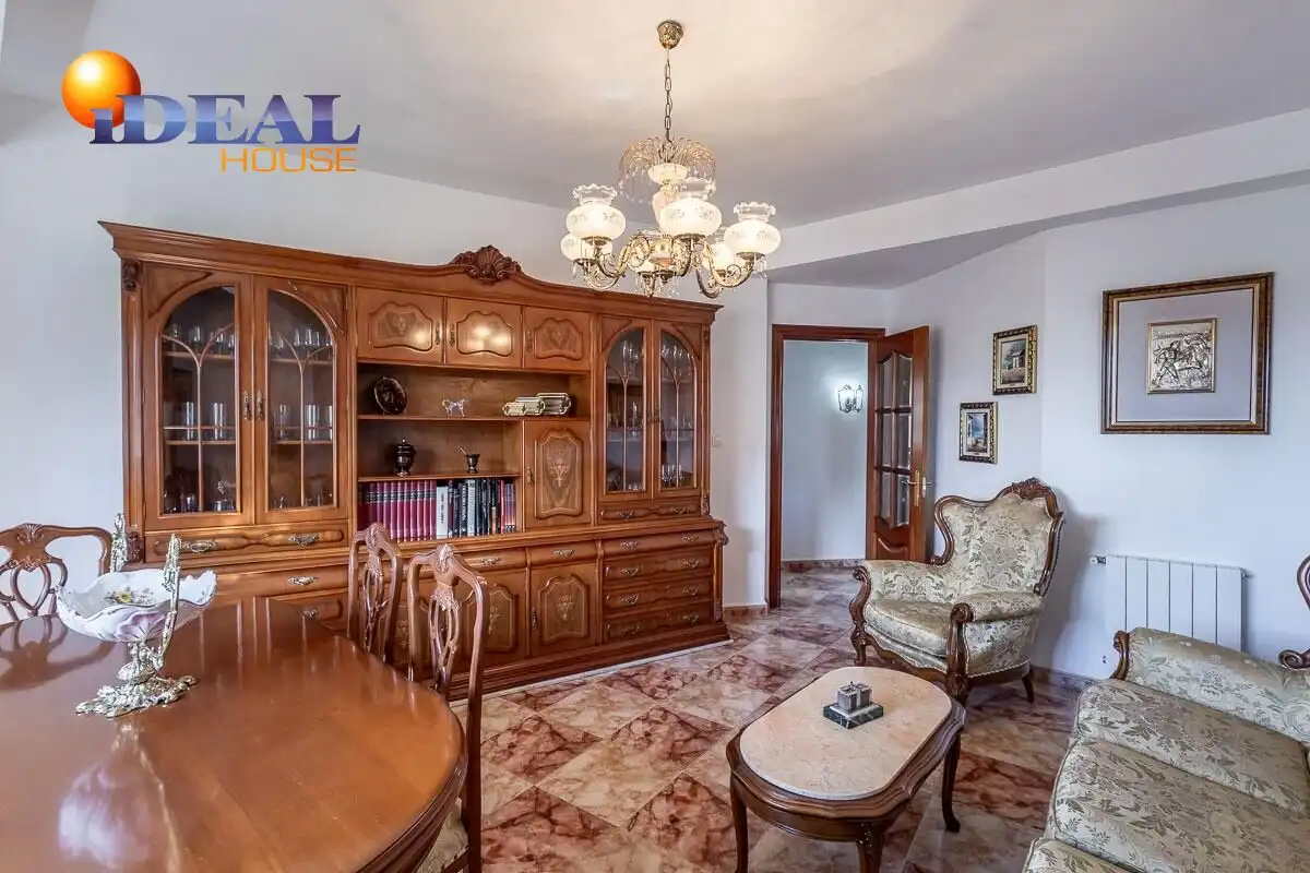 Flat with terrace for sale in Avenida DE MADRID 20, imagen 9