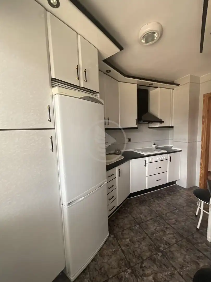 Kitchen of Flat for sale in Linares  with Air Conditioner and Furnished