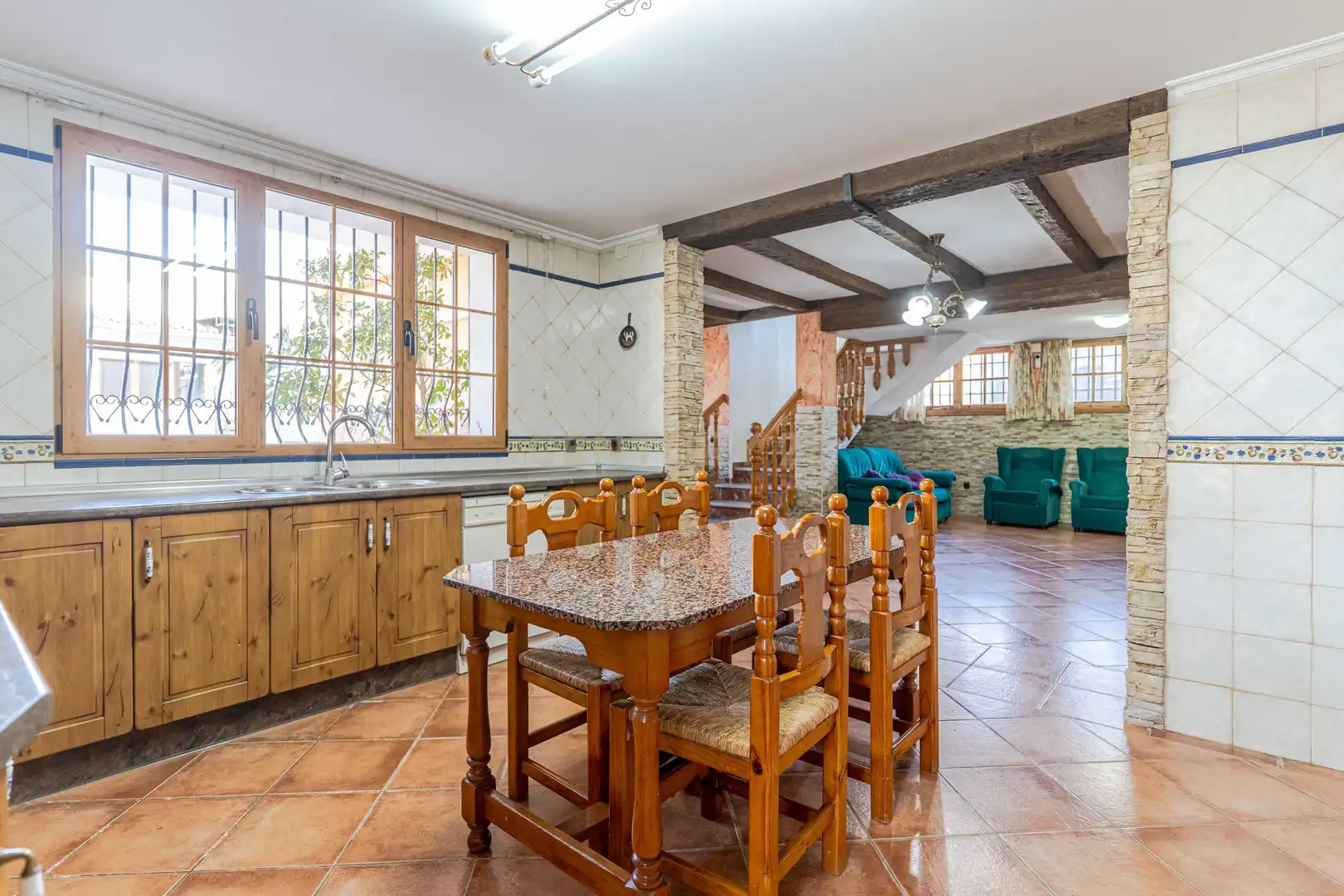 Cocina de Casa o chalet en venta en Villa de Otura con Aire acondicionado, Jardín privado y Piscina