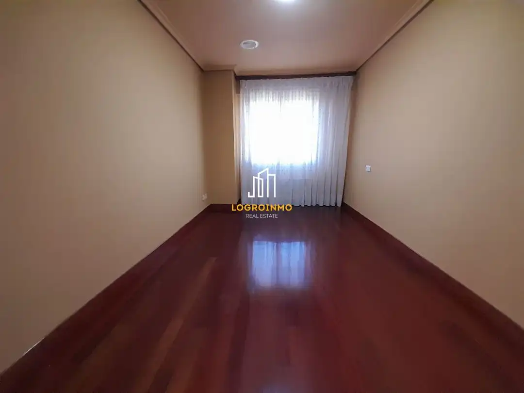 Piso con terraza en venta en Centro, imagen 7