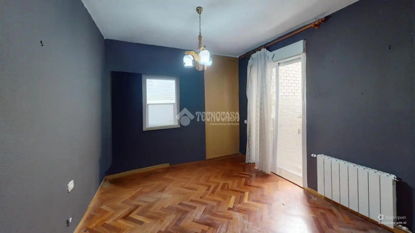 Habitación de Piso en venta en Leganés con Calefacción