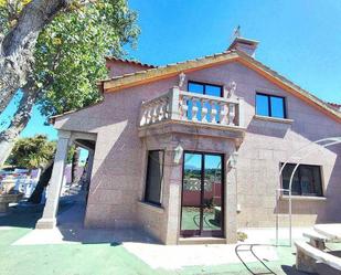 Exterior view of House or chalet for sale in Vigo   with Heating, Private garden and Parquet flooring