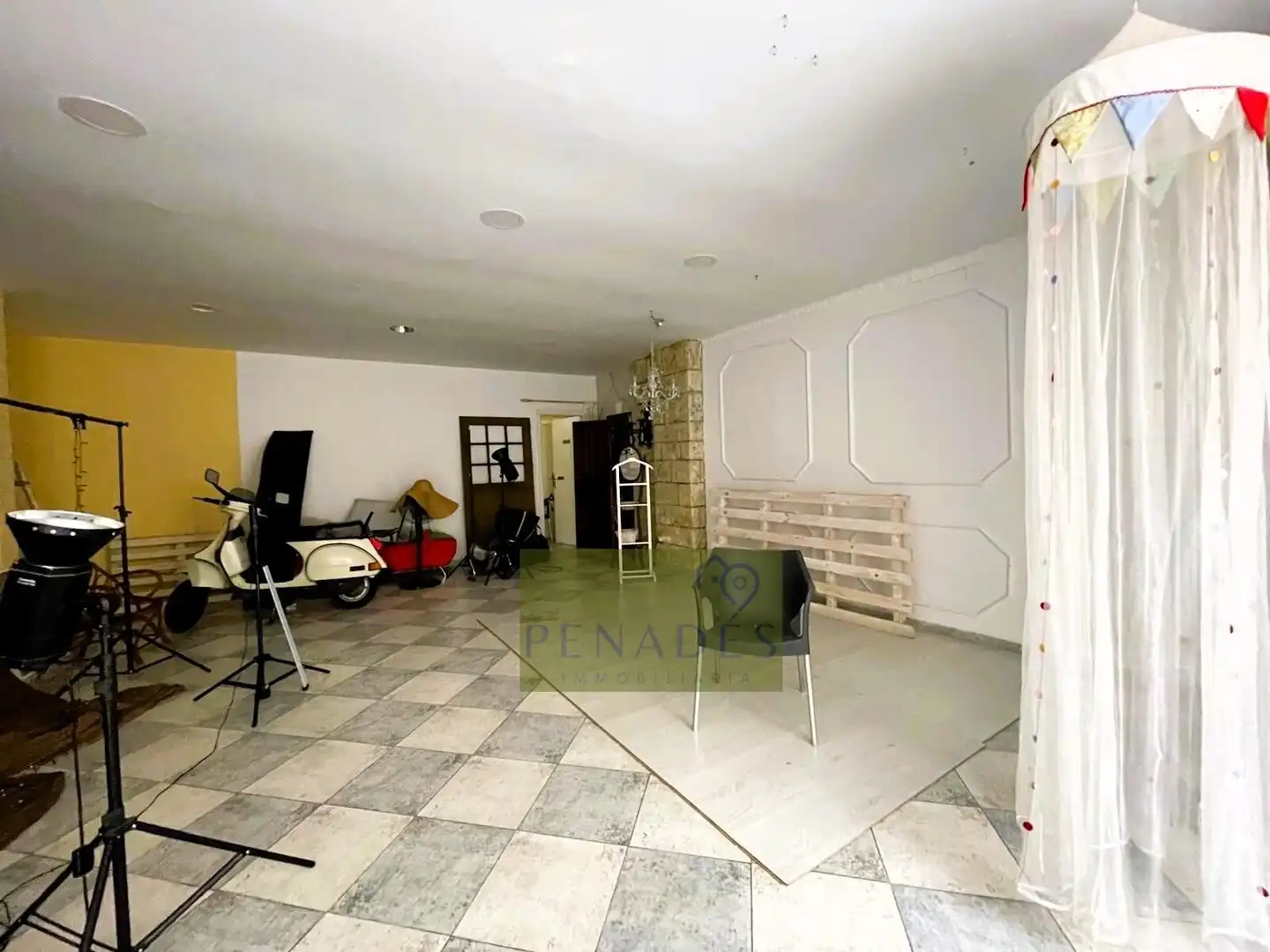 Locale commerciale in vendita a Sant Josep - Zona Hospital, imagen 3